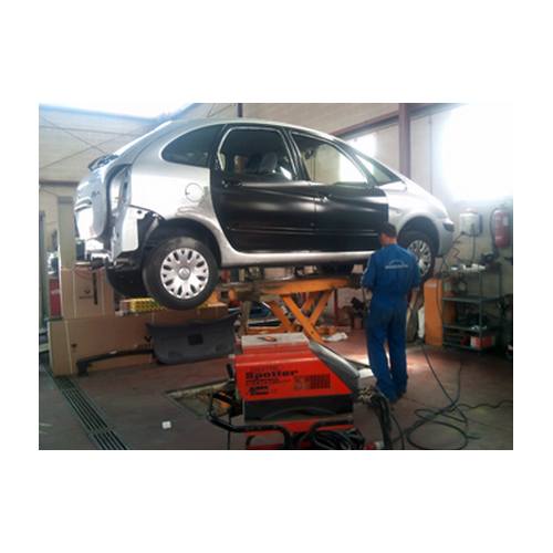 Chapa y pintura: Servicios de Guadauto, S.A.L. Chapa y pintura: Servicios de Guadauto, S.A.L.
