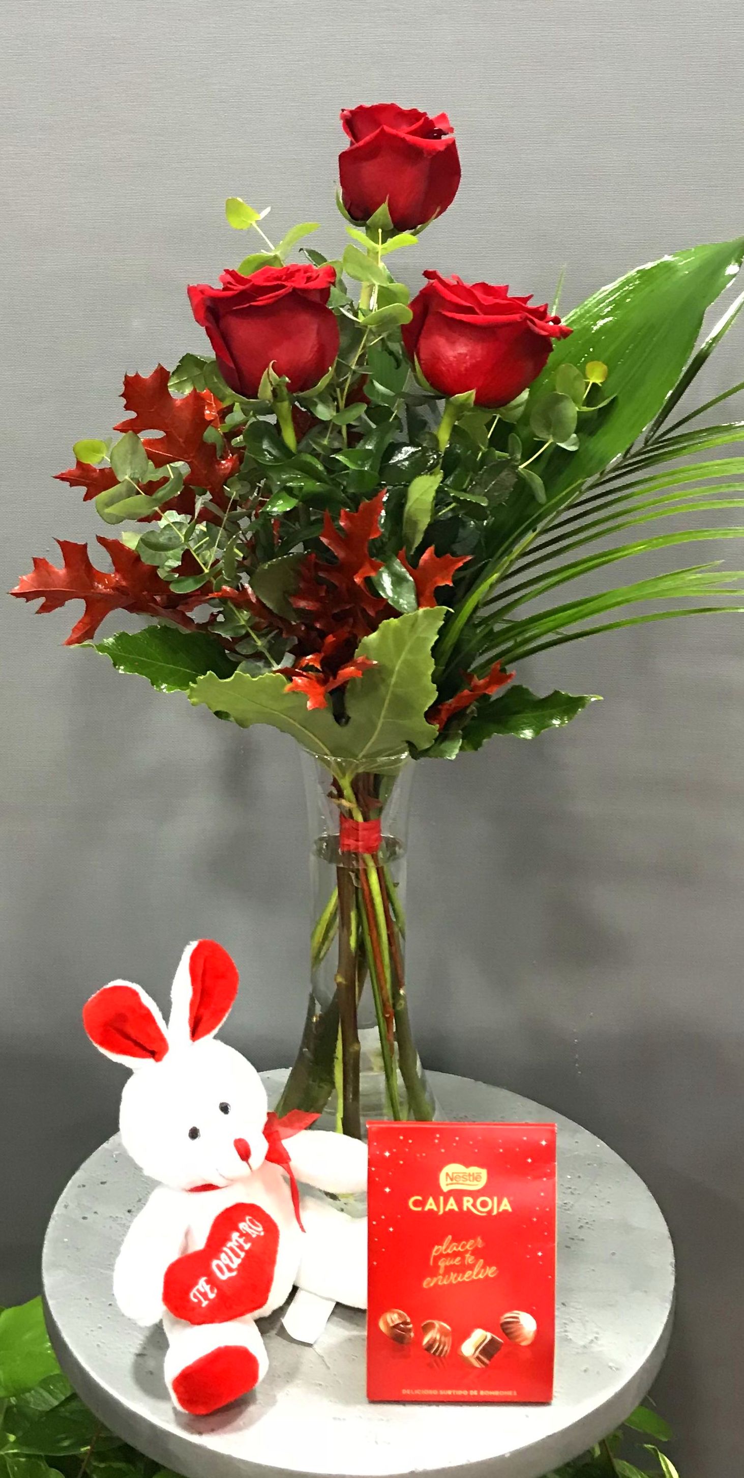 3 rosas rojas : Productos de Flores Madrid 3 rosas rojas : Productos de Flores Madrid