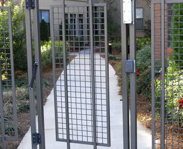 Puertas automáticas: Productos y servicios de Carpintería José Manuel Escobar Puertas automáticas: Productos y servicios de Carpintería José Manuel Escobar