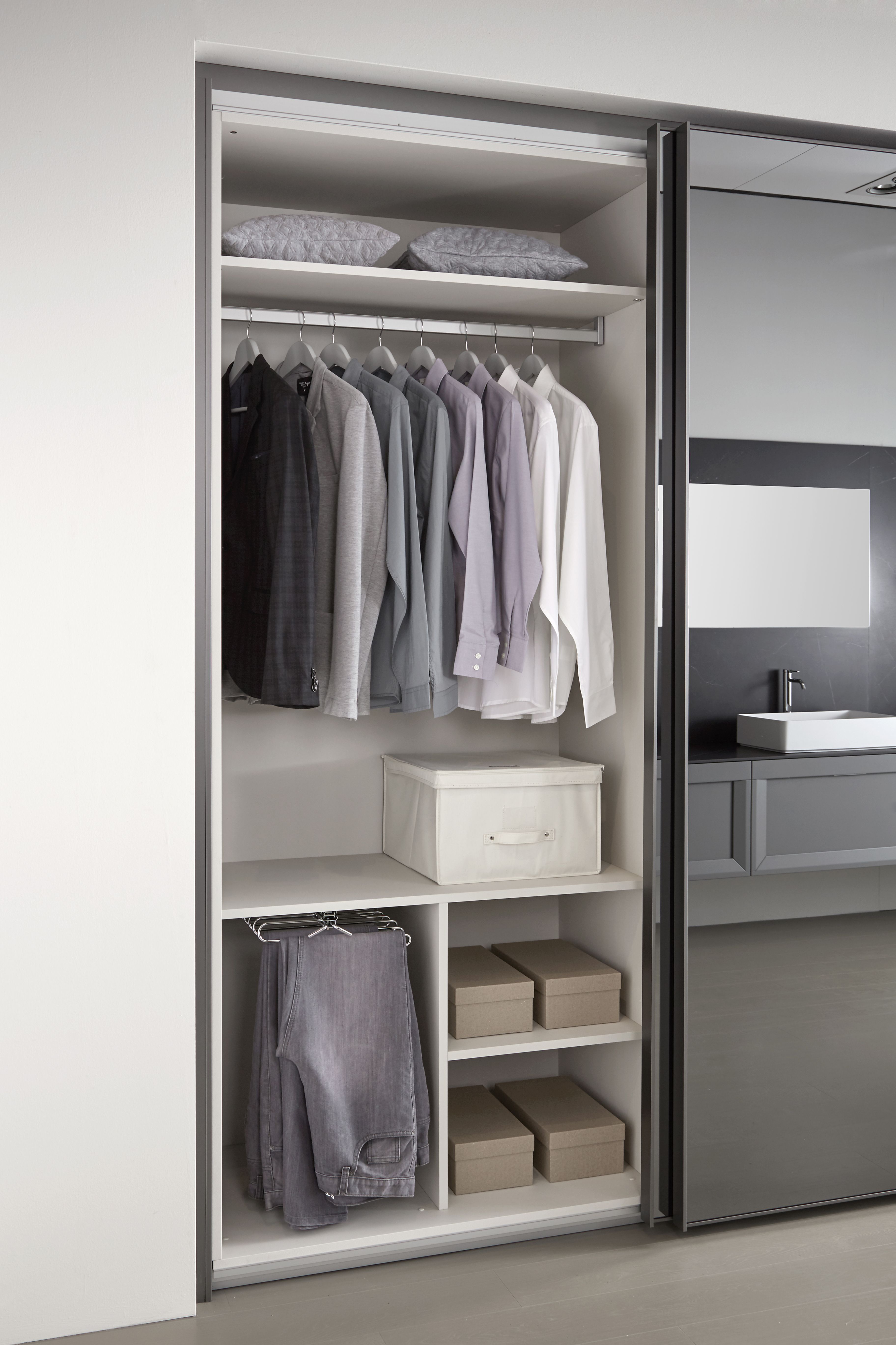 Puertas correderas: Catálogo de Estudio de cocinas y baños Jana Puertas correderas: Catálogo de Estudio de cocinas y baños Jana