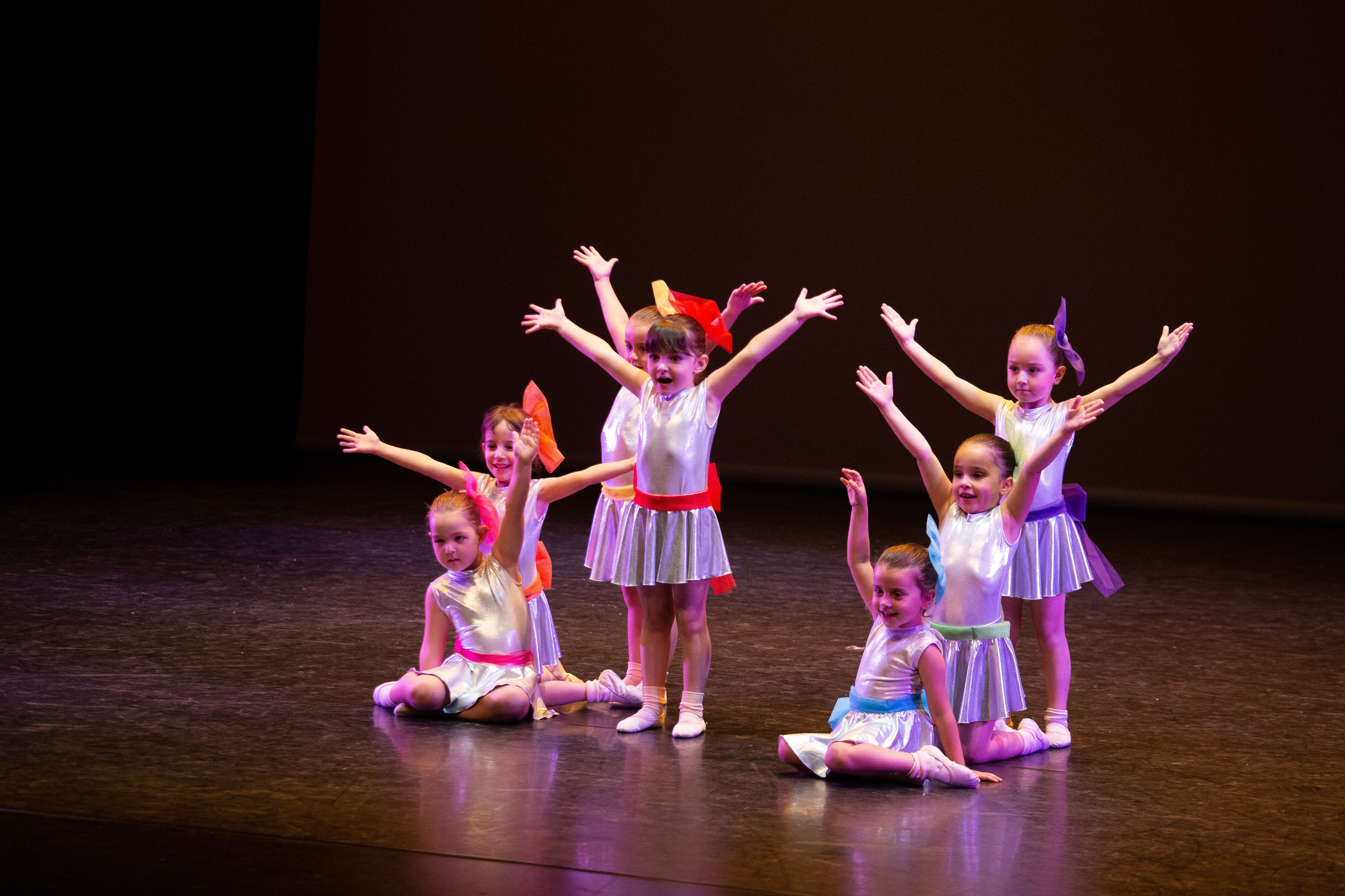 PRE-BALLET: Catálogo de Escola de Dansa Spin PRE-BALLET: Catálogo de Escola de Dansa Spin