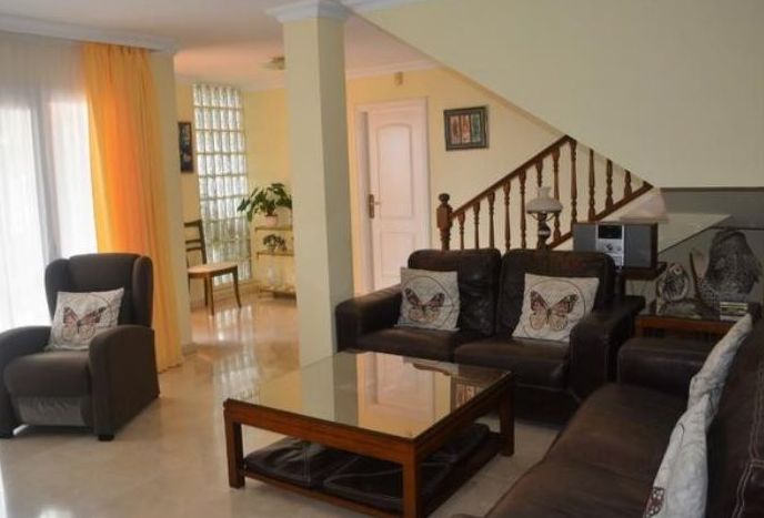 Chalet : Inmuebles Disponibles de Inmobiliaria Jardín Chalet : Inmuebles Disponibles de Inmobiliaria Jardín