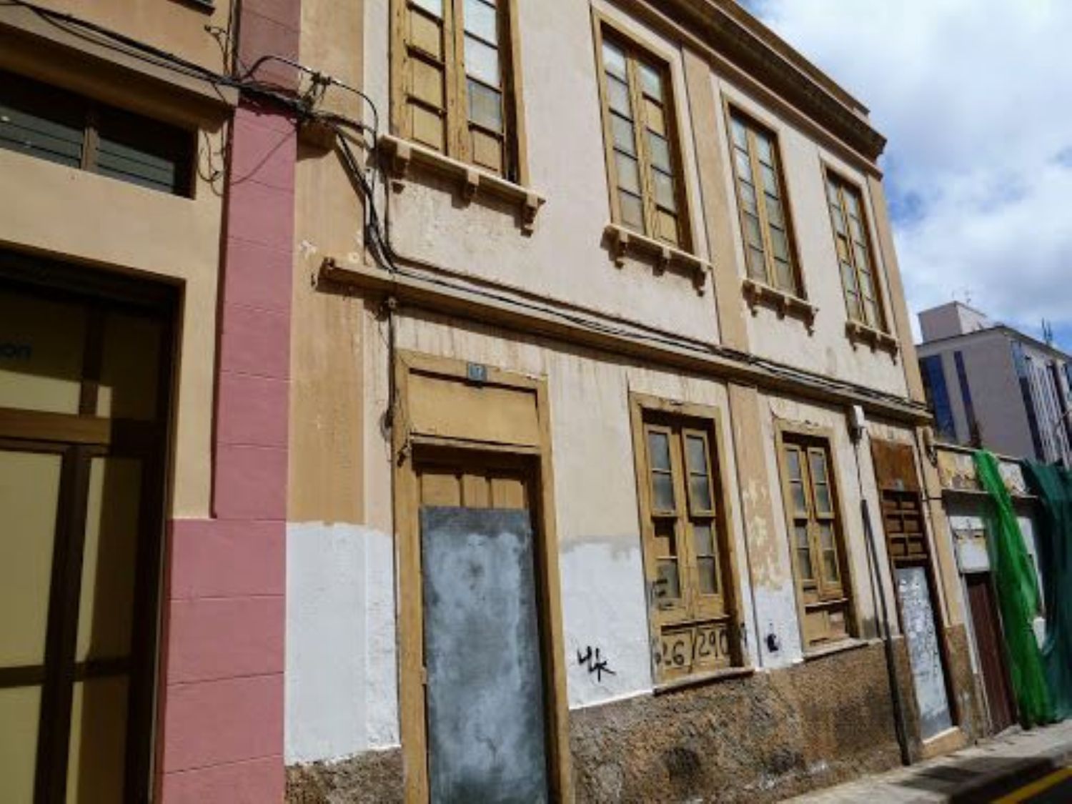 Venta de Chalet Independiente en Calle Señor de las Tribulaciones S/N: Inmuebles Disponibles de Inmobiliaria Jardín Venta de Chalet Independiente en Calle Señor de las Tribulaciones S/N: Inmuebles Disponibles de Inmobiliaria Jardín