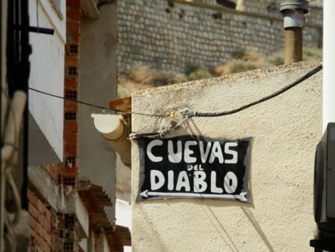 Reservas para grupos: Entra y descúbrelas de Cuevas del Diablo Reservas para grupos: Entra y descúbrelas de Cuevas del Diablo