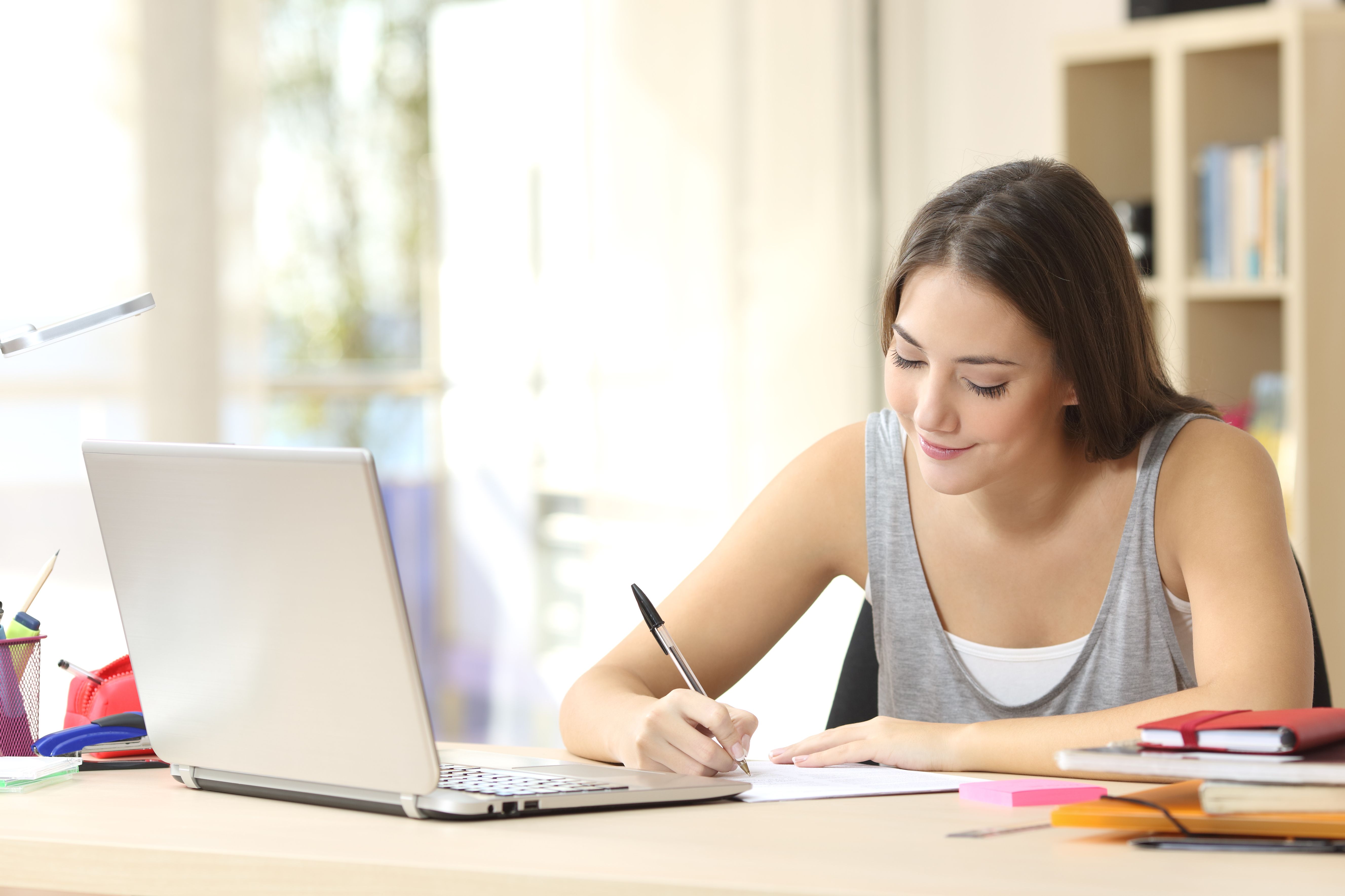 Clases online para empresas y adultos: Idiomas de Mcewen School Clases online para empresas y adultos: Idiomas de Mcewen School