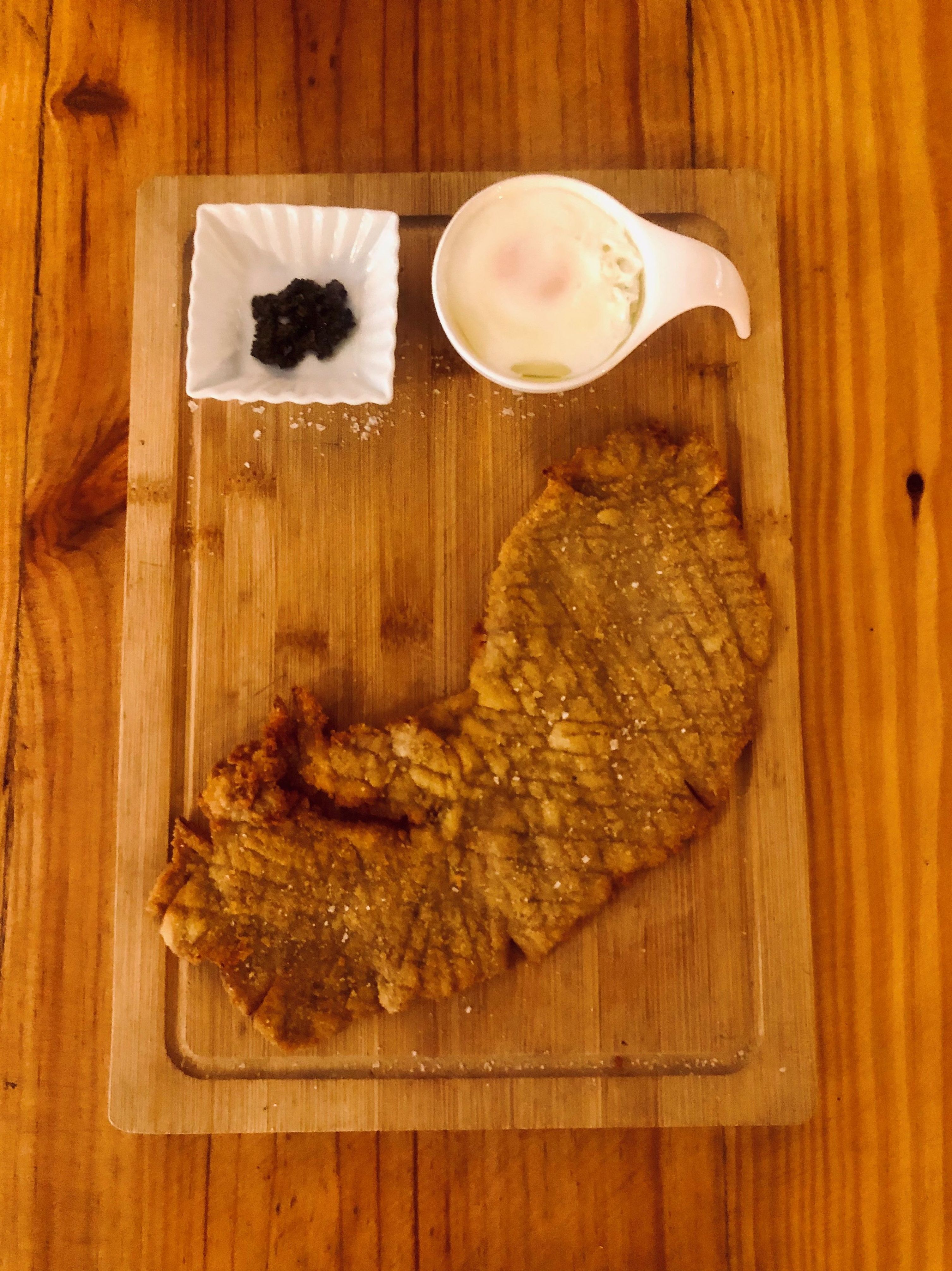 Escalope de ternera con trufa y huevo poché: CARTA y Menús de Alquimia Escalope de ternera con trufa y huevo poché: CARTA y Menús de Alquimia