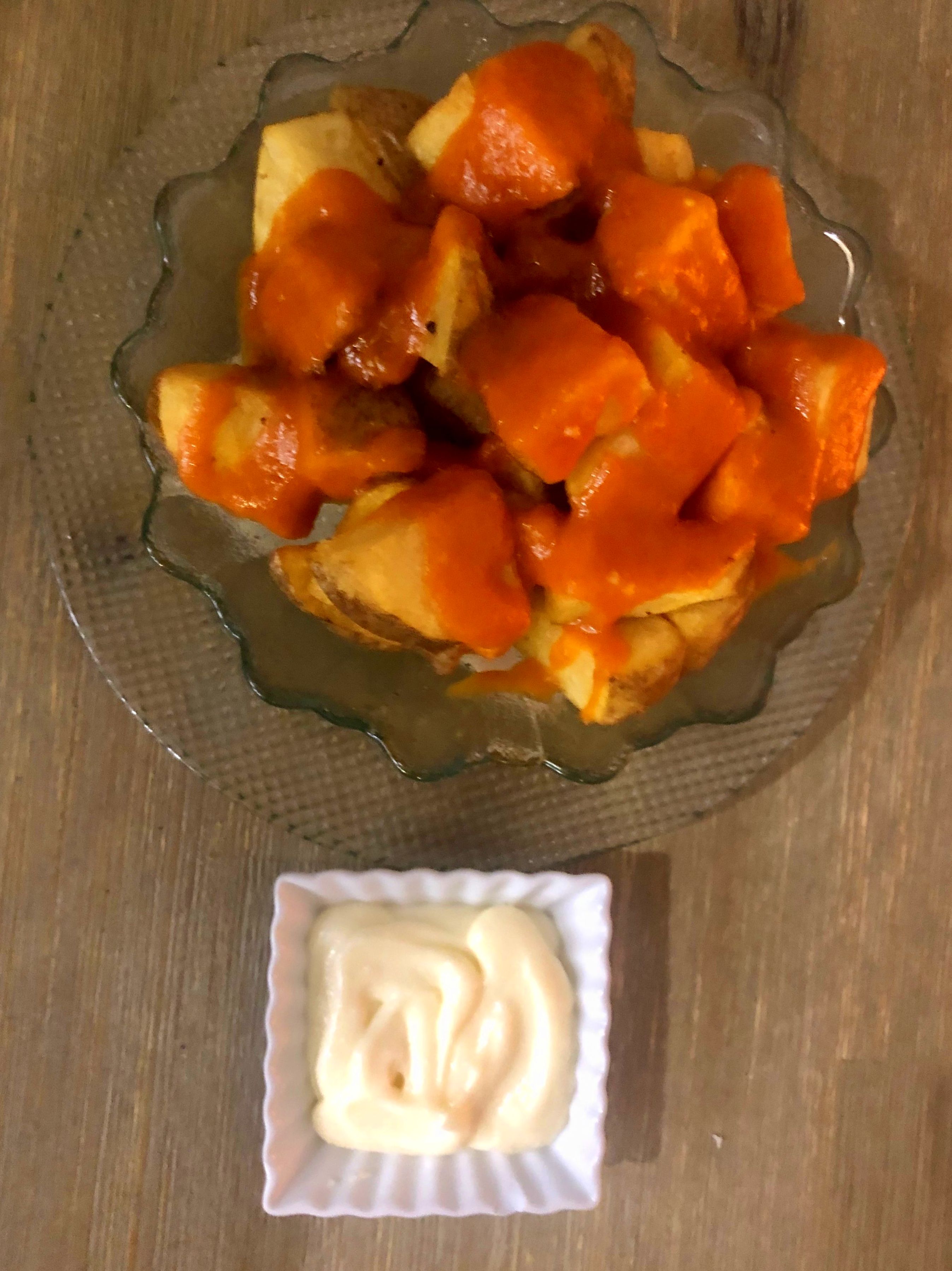 Patatas Bravas con alioli: CARTA y Menús de Alquimia Patatas Bravas con alioli: CARTA y Menús de Alquimia