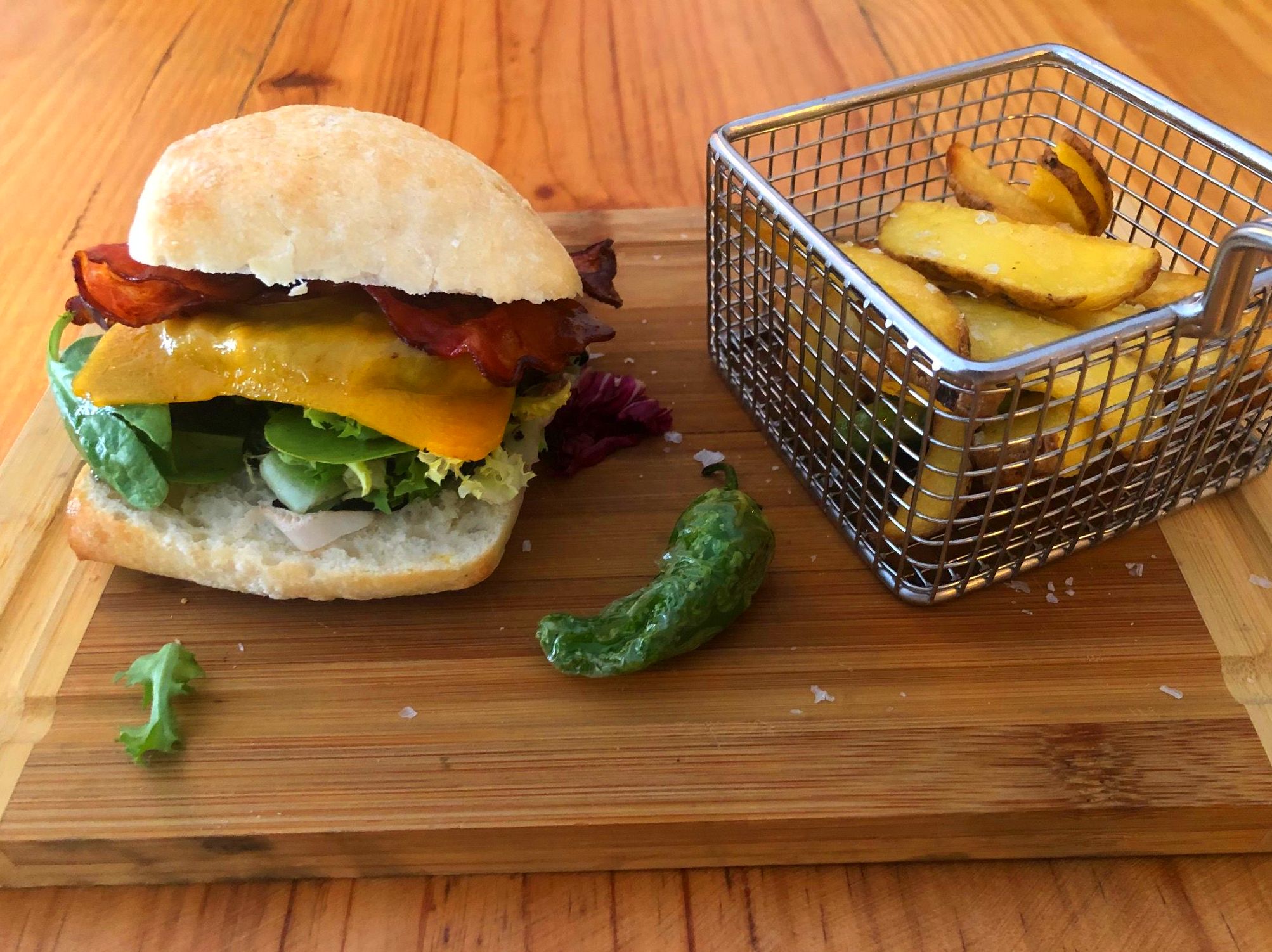 Hamburguesa Wagýu: CARTA y Menús de Alquimia Hamburguesa Wagýu: CARTA y Menús de Alquimia