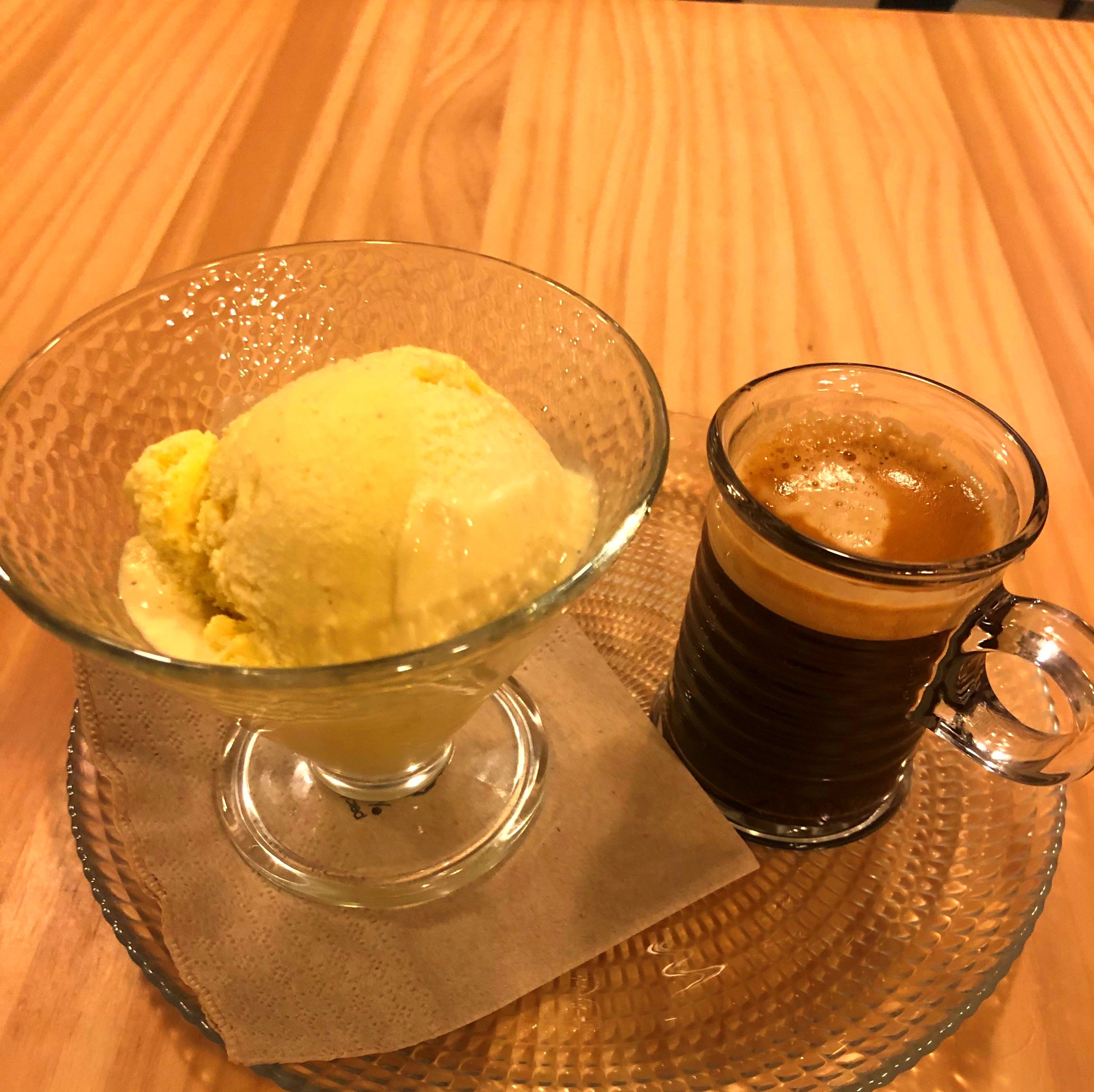 Café con helado vainilla: CARTA y Menús de Alquimia Café con helado vainilla: CARTA y Menús de Alquimia