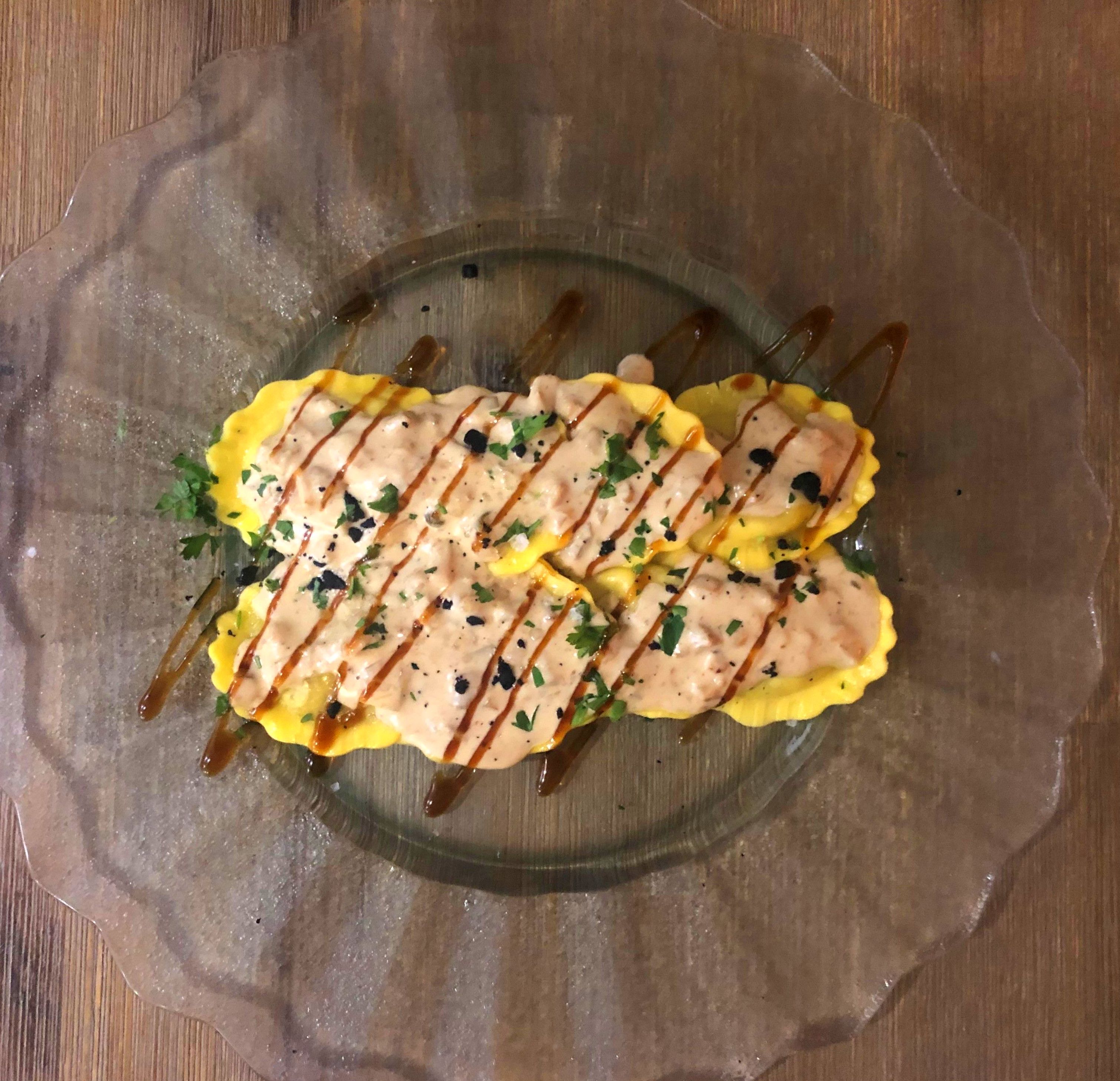 Raviolis de Boletus con salsa de setas: CARTA y Menús de Alquimia Raviolis de Boletus con salsa de setas: CARTA y Menús de Alquimia