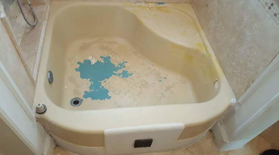 Foto 58 de Restauración de bañeras y encimeras en Barcelona en  | Doctor Bañera Reparación y Esmaltado