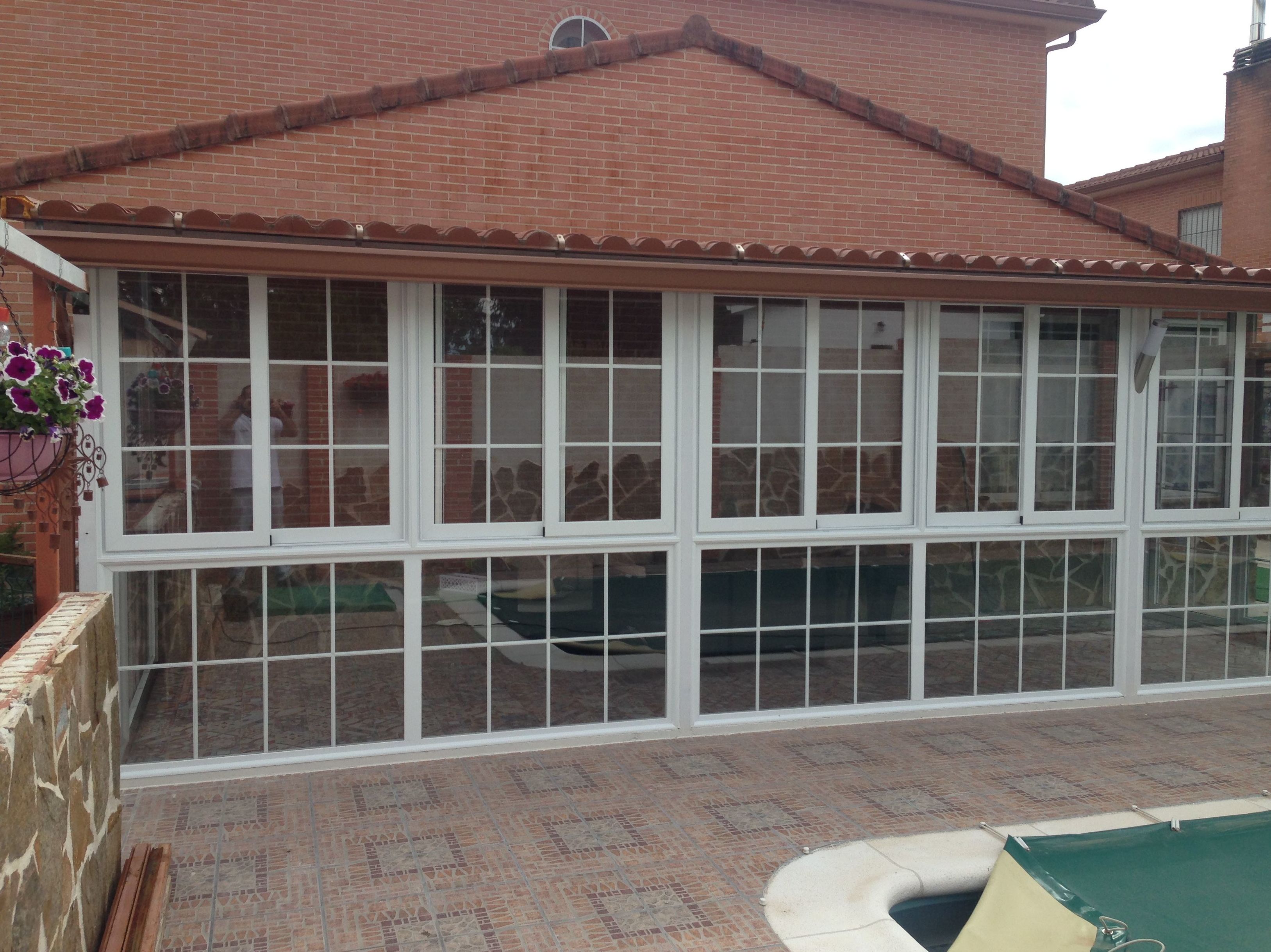 CERRAMIENTO DE PORCHES: Servicios de Atechnor Fabrica y exposición CERRAMIENTO DE PORCHES: Servicios de Atechnor Fabrica y exposición