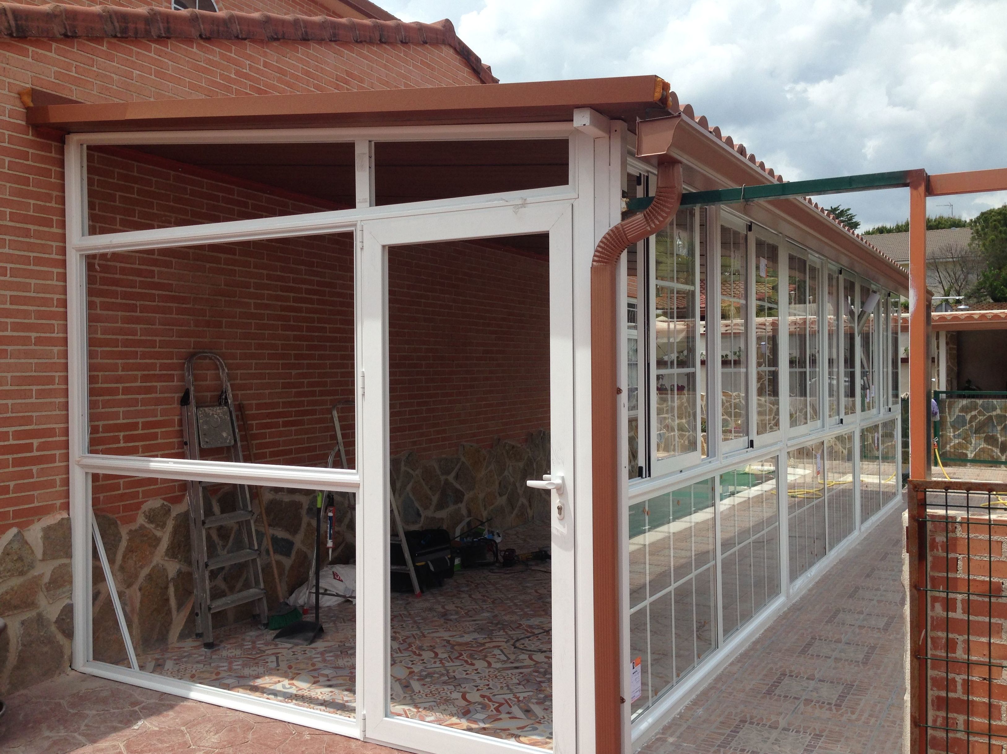 CERRAMIENTO DE PORCHES: Servicios de Atechnor Fabrica y exposición CERRAMIENTO DE PORCHES: Servicios de Atechnor Fabrica y exposición