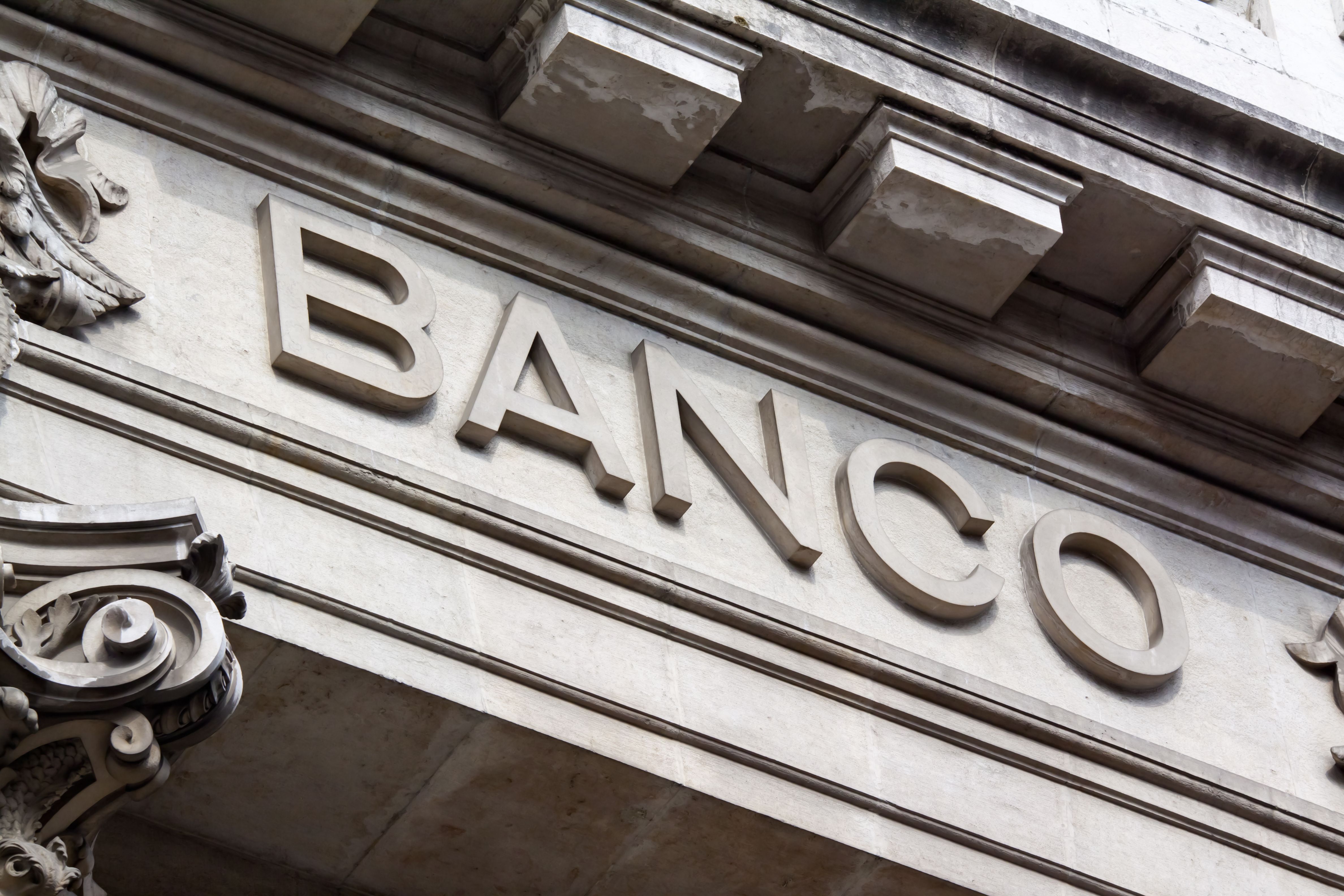 Derecho Bancario: Servicios de Juan Pérez - Estudio Jurídico Derecho Bancario: Servicios de Juan Pérez - Estudio Jurídico