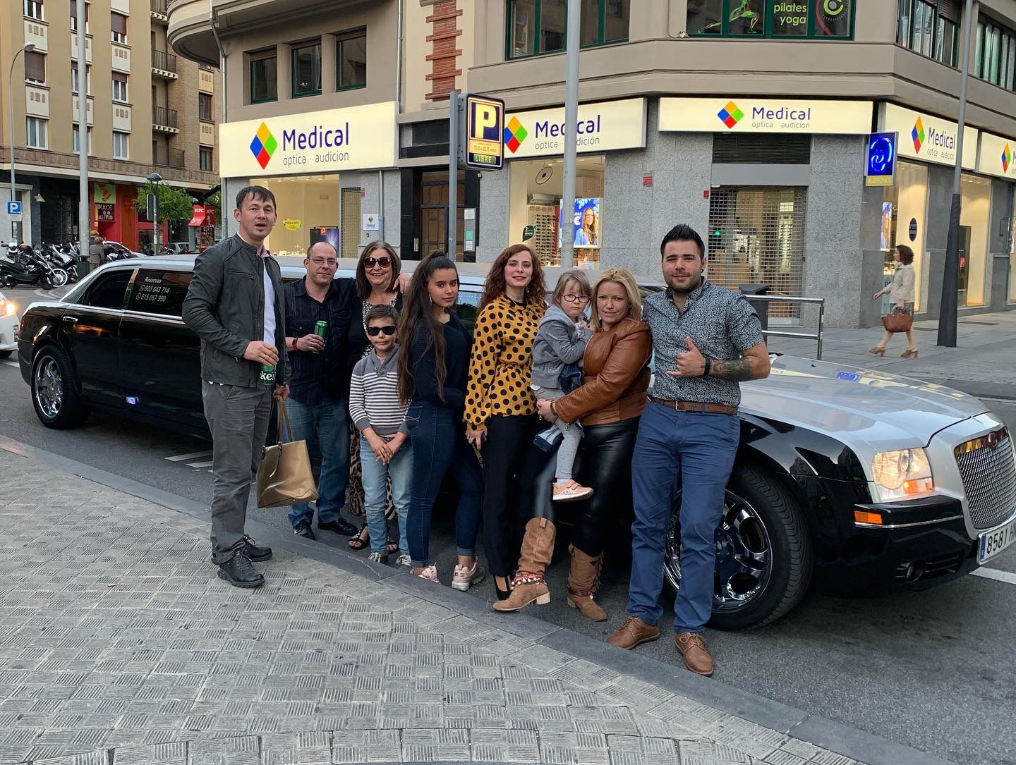 Eventos y fiestas: Servicios de Elegance Limousine Eventos y fiestas: Servicios de Elegance Limousine