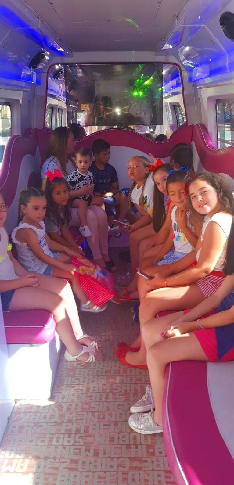 Discobus Cumpleaños : Discobus Ideas y promociones de Discobus Sevilla Discobus Cumpleaños : Discobus Ideas y promociones de Discobus Sevilla