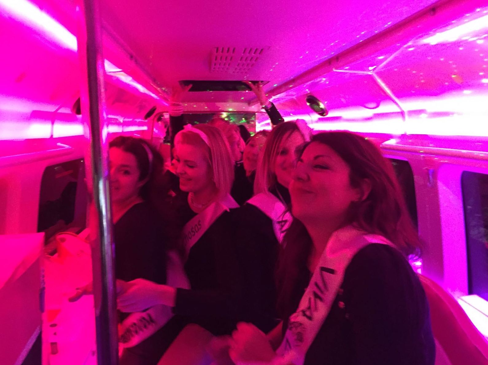 Mayoria de edad Discobus Sevilla Mayoria de edad Discobus Sevilla