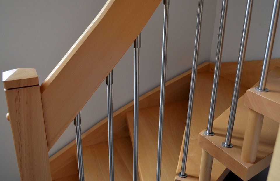 Revestimiento de escaleras: Productos de Parquet Logar Revestimiento de escaleras: Productos de Parquet Logar