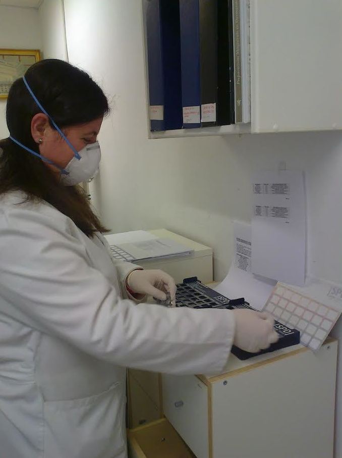 Servicio de apoyo a la adherencia terapéutica: Servicios profesionales de Farmacia Aguiló Juanola Servicio de apoyo a la adherencia terapéutica: Servicios profesionales de Farmacia Aguiló Juanola