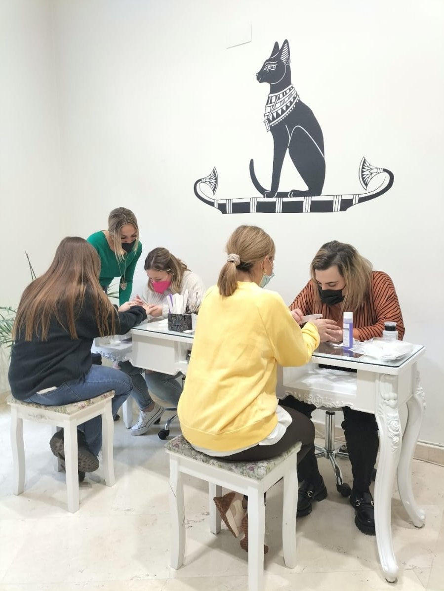 Formación de uñas Formación de uñas