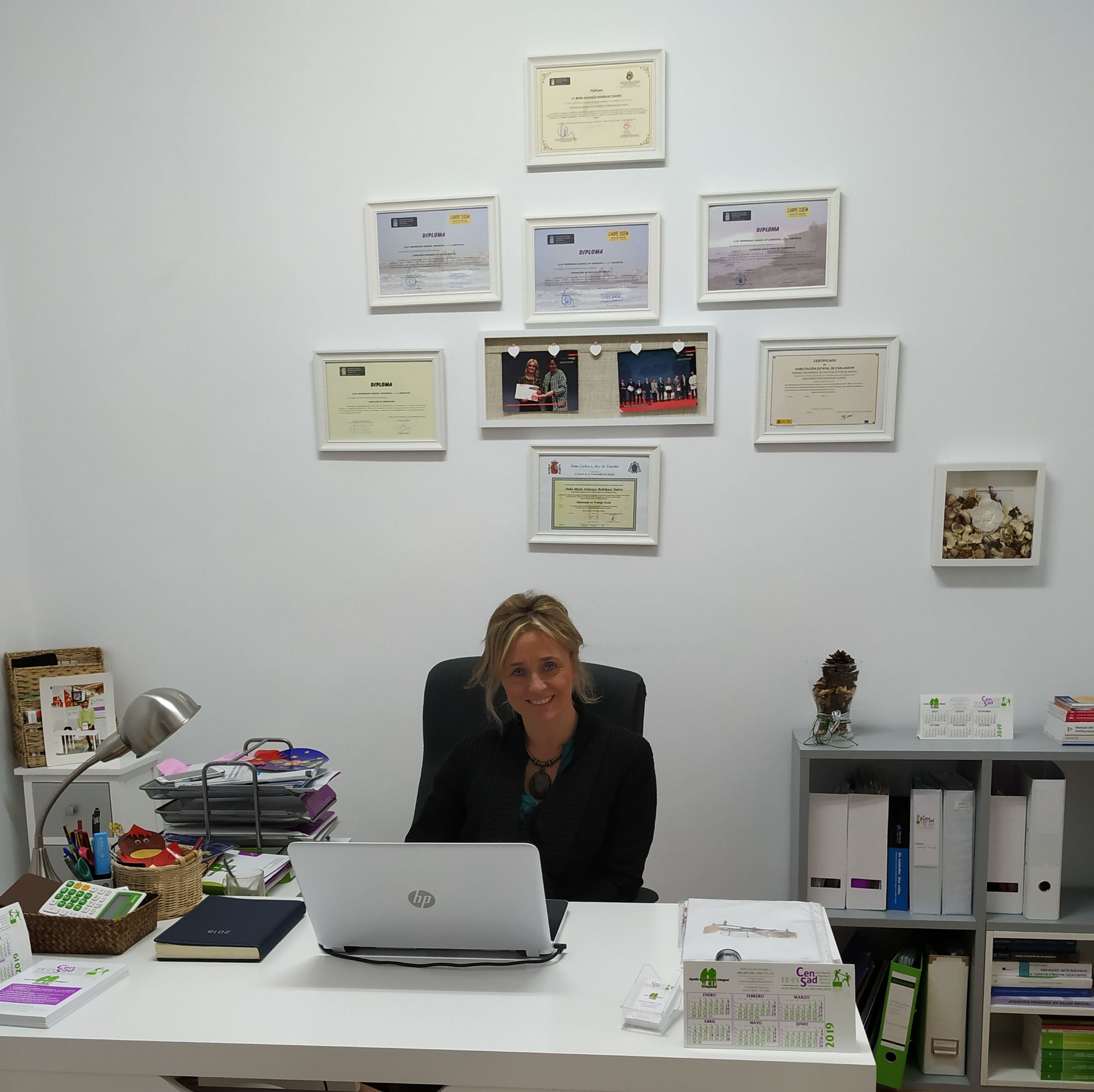 Gestión de servicios sociales: Centro Atención a la Familia de CenSad Conciliación familiar y Servicios sociales Gestión de servicios sociales: Centro Atención a la Familia de CenSad Conciliación familiar y Servicios sociales