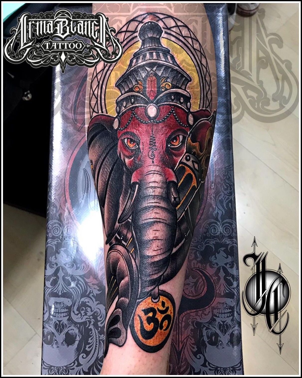 Tatuajes: Servicios y equipo de Arma Blanca Tattoo Tatuajes: Servicios y equipo de Arma Blanca Tattoo
