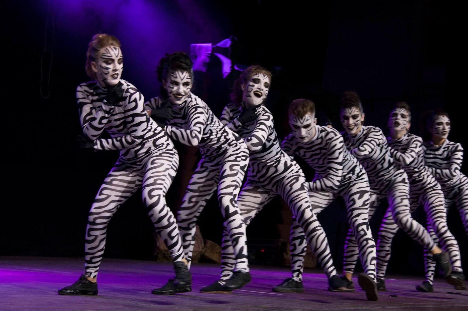 Clases de Baile Moderno: Servicios de GIMNASIO LUCASPORT Clases de Baile Moderno: Servicios de GIMNASIO LUCASPORT