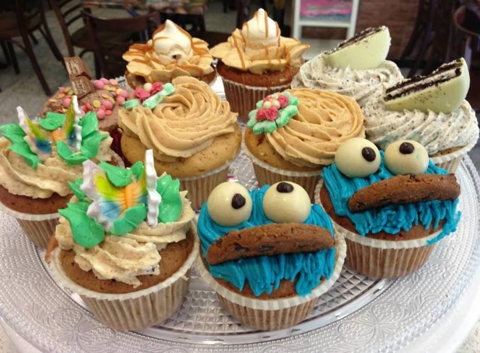 Cupcakes: Productos de Pastelería Flor Isleña Cupcakes: Productos de Pastelería Flor Isleña