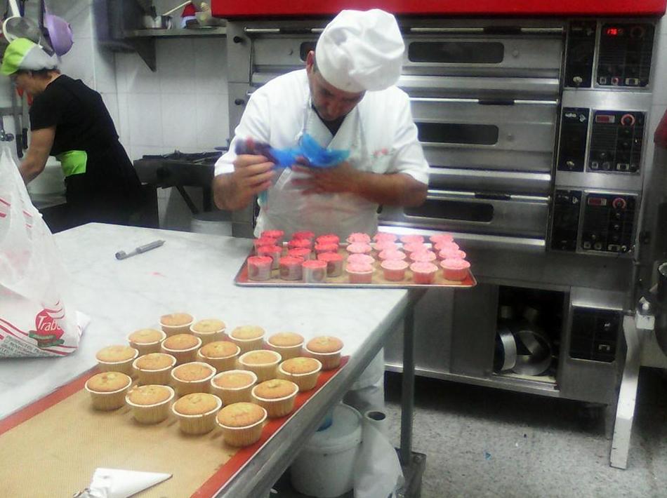 Cupcakes: Productos de Pastelería Flor Isleña Cupcakes: Productos de Pastelería Flor Isleña