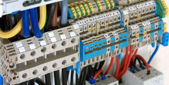 Mantenimiento de instalaciones eléctricas: Servicios de Instalaciones Eléctricas Davó Mantenimiento de instalaciones eléctricas: Servicios de Instalaciones Eléctricas Davó