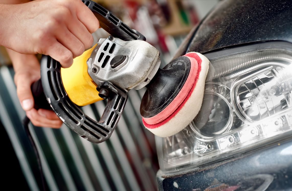 Pulido de faros: Servicios, productos y tarifas de RICO CAR WASH Pulido de faros: Servicios, productos y tarifas de RICO CAR WASH