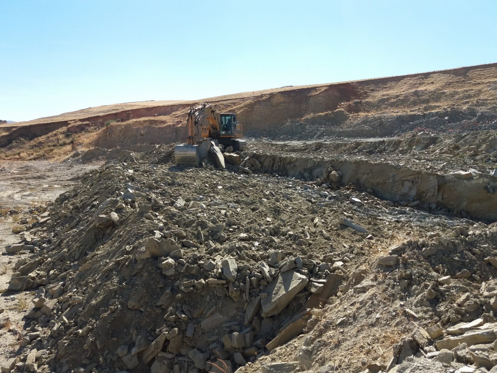 Excavaciones y derribos: Servicios de Juan Calleja, S. L. Excavaciones y derribos: Servicios de Juan Calleja, S. L.