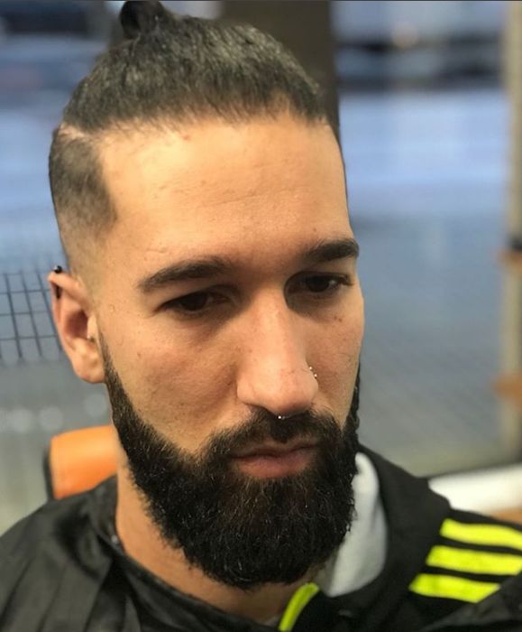 Barbas y afeitados: Servicios de Anju Peluqueros Barbas y afeitados: Servicios de Anju Peluqueros