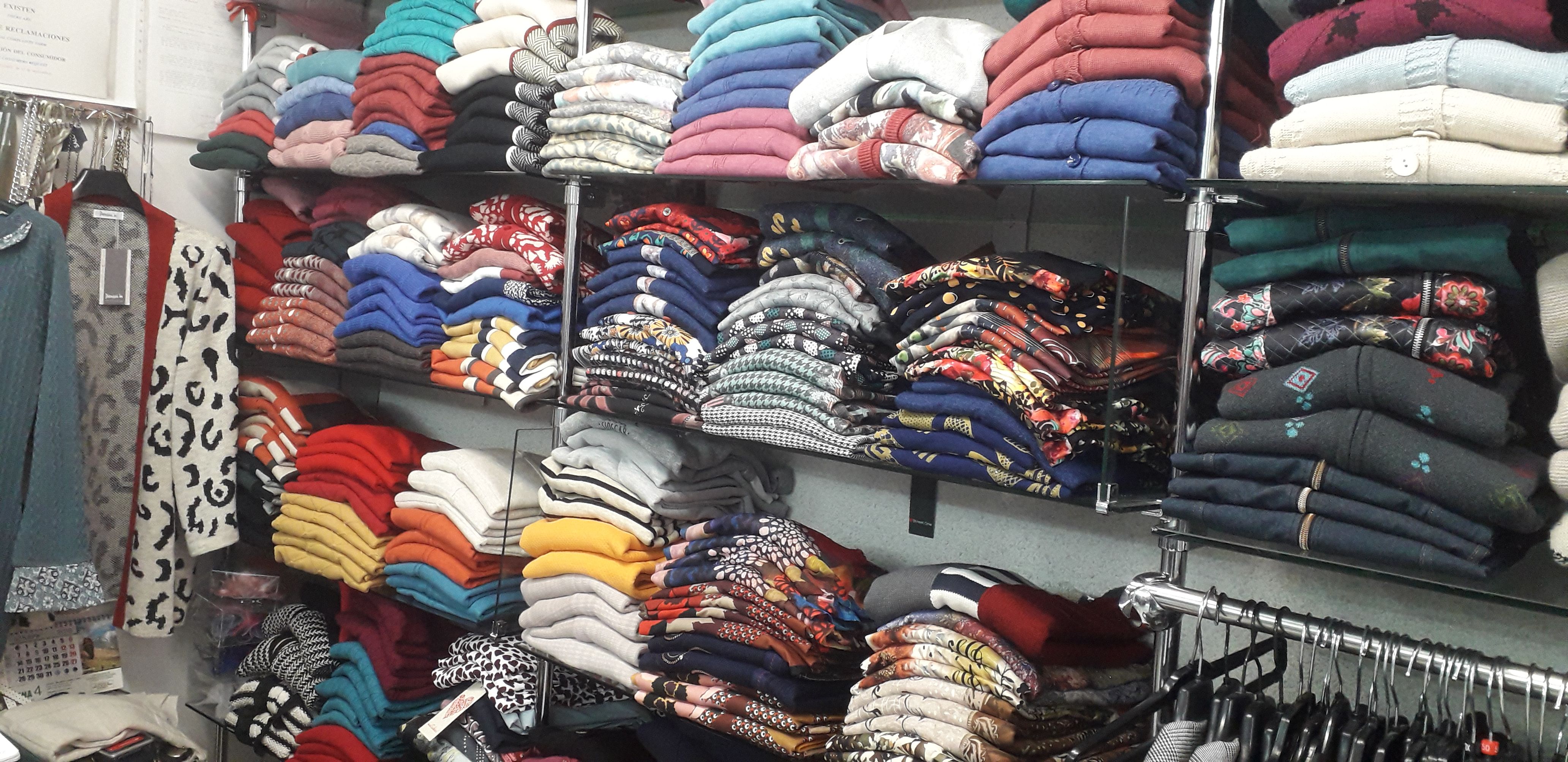 Camisas, Blusas o Jerseys: Catálogo de Aguemar Camisas, Blusas o Jerseys: Catálogo de Aguemar