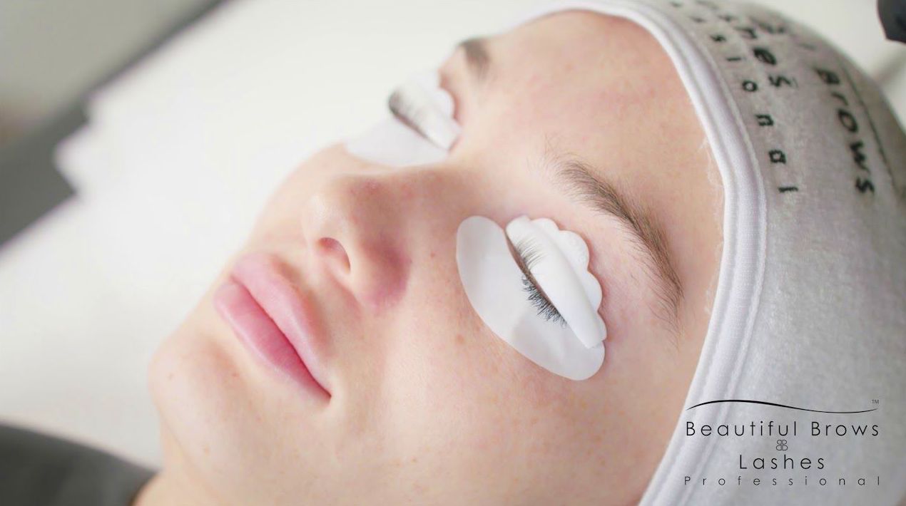 Lifting de pestañas: Tratamientos de Encarnación Estética y Salud Lifting de pestañas: Tratamientos de Encarnación Estética y Salud