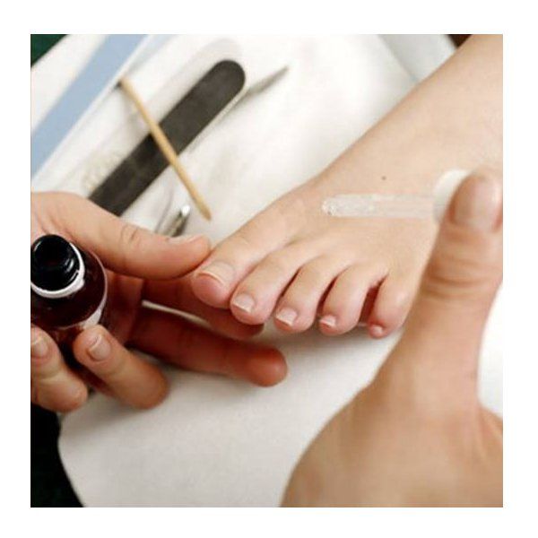 Manicura y pedicura Manicura y pedicura