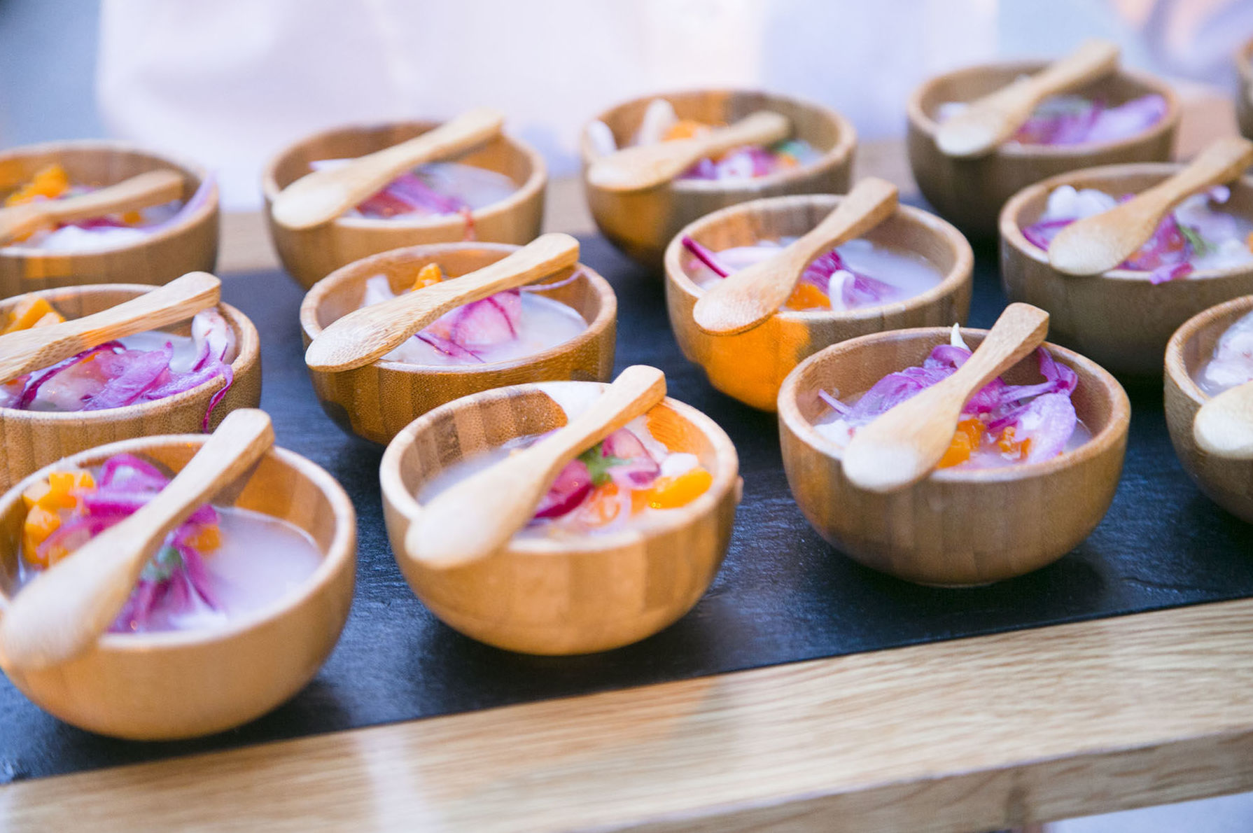 Buffets (BBQ o cocina en vivo): Servicios de Finca Catering Buffets (BBQ o cocina en vivo): Servicios de Finca Catering