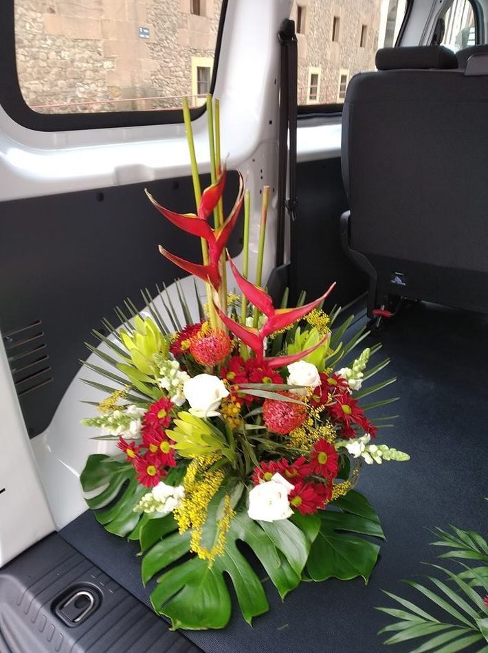 Centros decorativos: Arreglos Florales de Flores Lis Arte Floral Centros decorativos: Arreglos Florales de Flores Lis Arte Floral