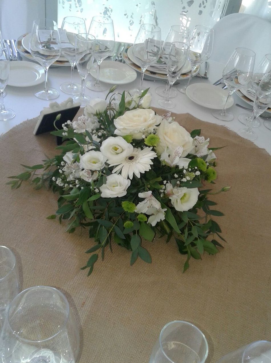 Decoración banquetes: Arreglos Florales de Flores Cid Arte Floral Decoración banquetes: Arreglos Florales de Flores Cid Arte Floral