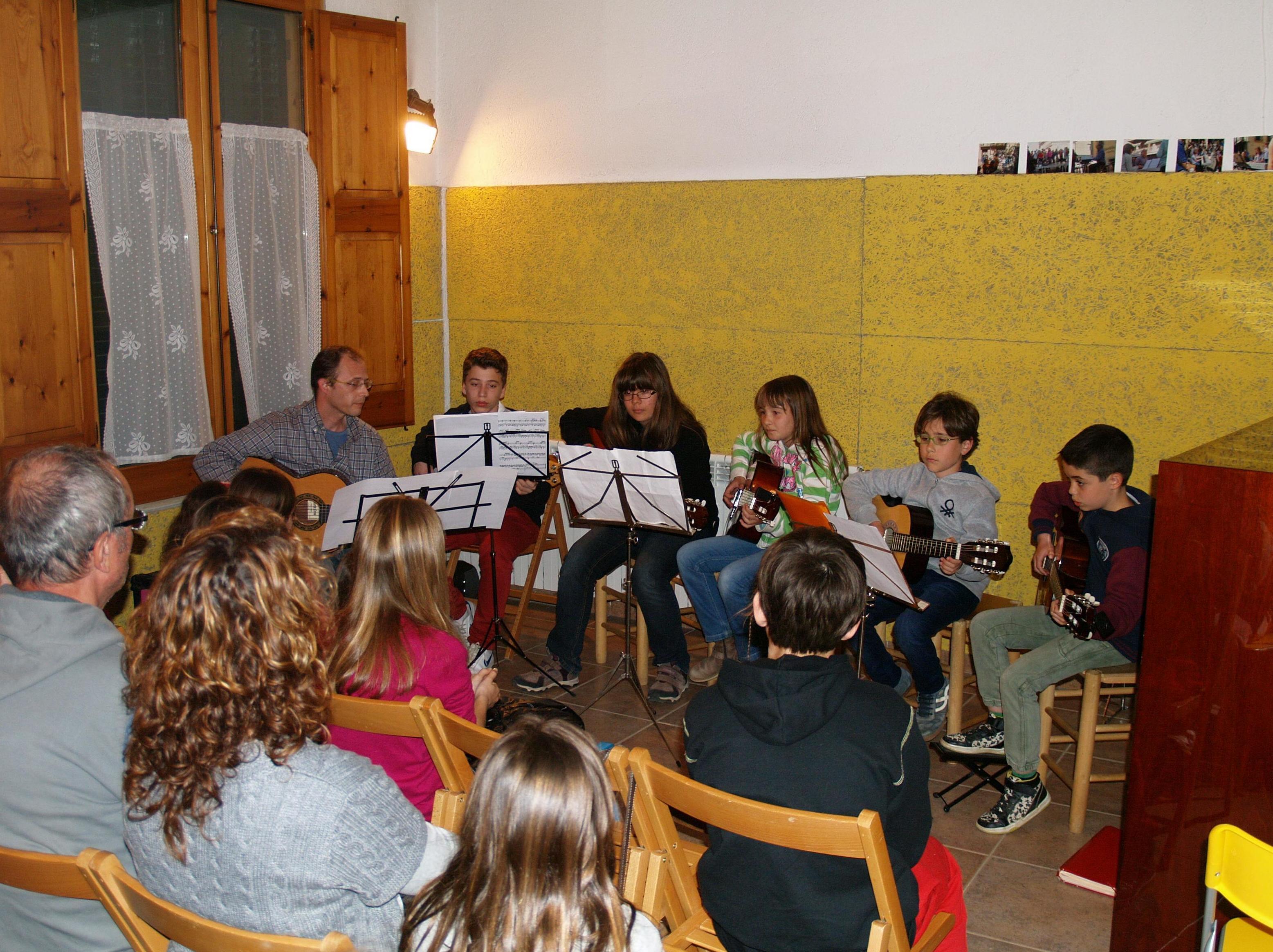 Concerts pedagògics. Cicle "Música en el temps": Escuela de música i Expresión de Can Canturri Concerts pedagògics. Cicle "Música en el temps": Escuela de música i Expresión de Can Canturri