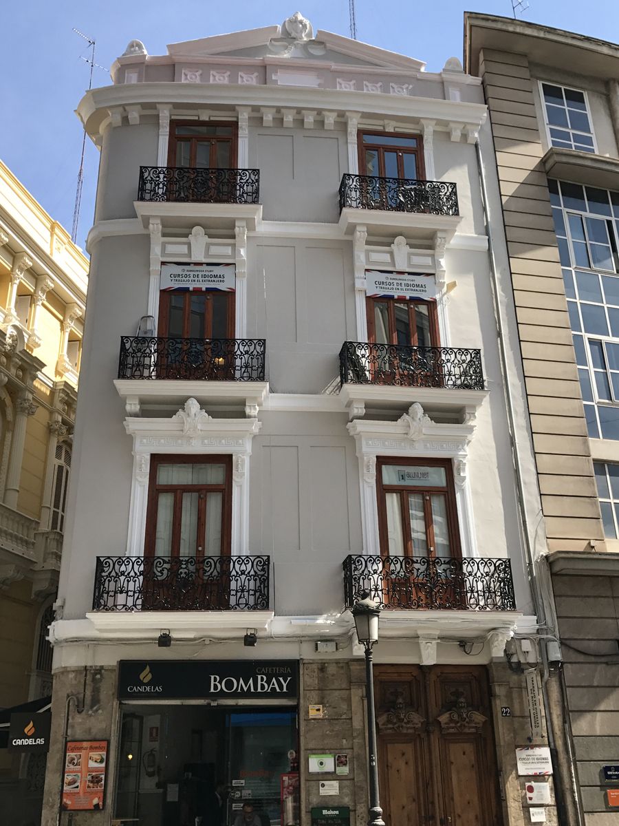 Rehabilitación y resturaución de fachadas en Valencia