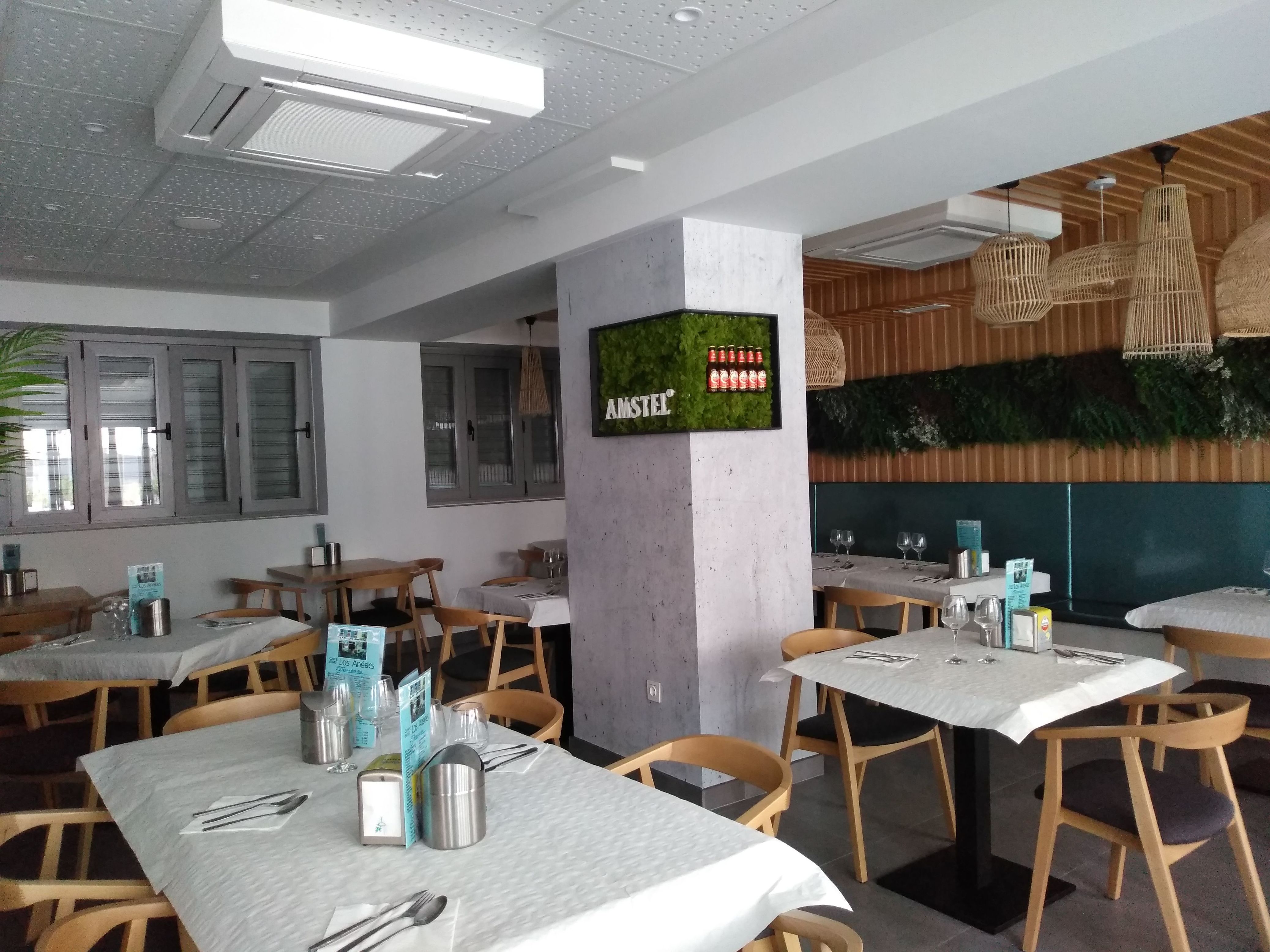 AISLAMIENTO ACÚSTICO CAFETERÍAS, BARES Y RESTAURANTES: Productos y servicios de Acoustic Drywall AISLAMIENTO ACÚSTICO CAFETERÍAS, BARES Y RESTAURANTES: Productos y servicios de Acoustic Drywall
