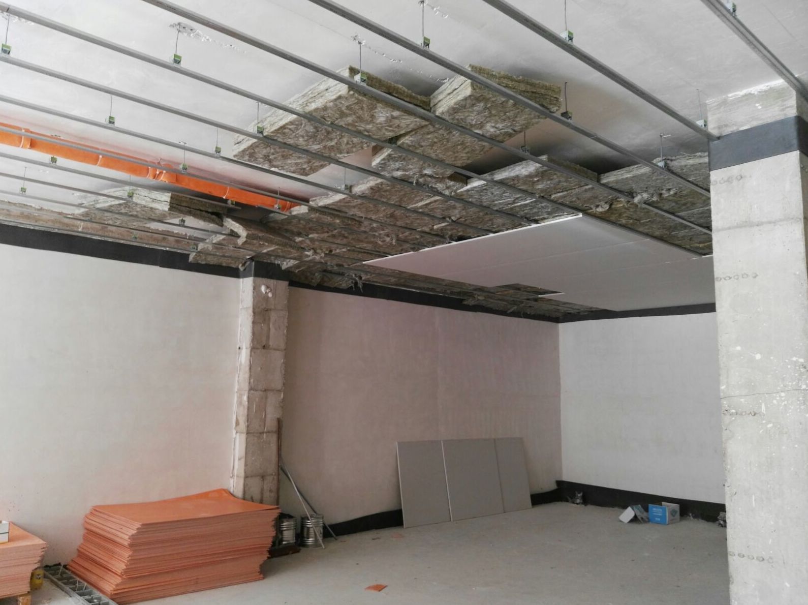AISLAMIENTO ACÚSTICO PUBS Y BARES CON MÚSICA: Productos y servicios de Acoustic Drywall AISLAMIENTO ACÚSTICO PUBS Y BARES CON MÚSICA: Productos y servicios de Acoustic Drywall