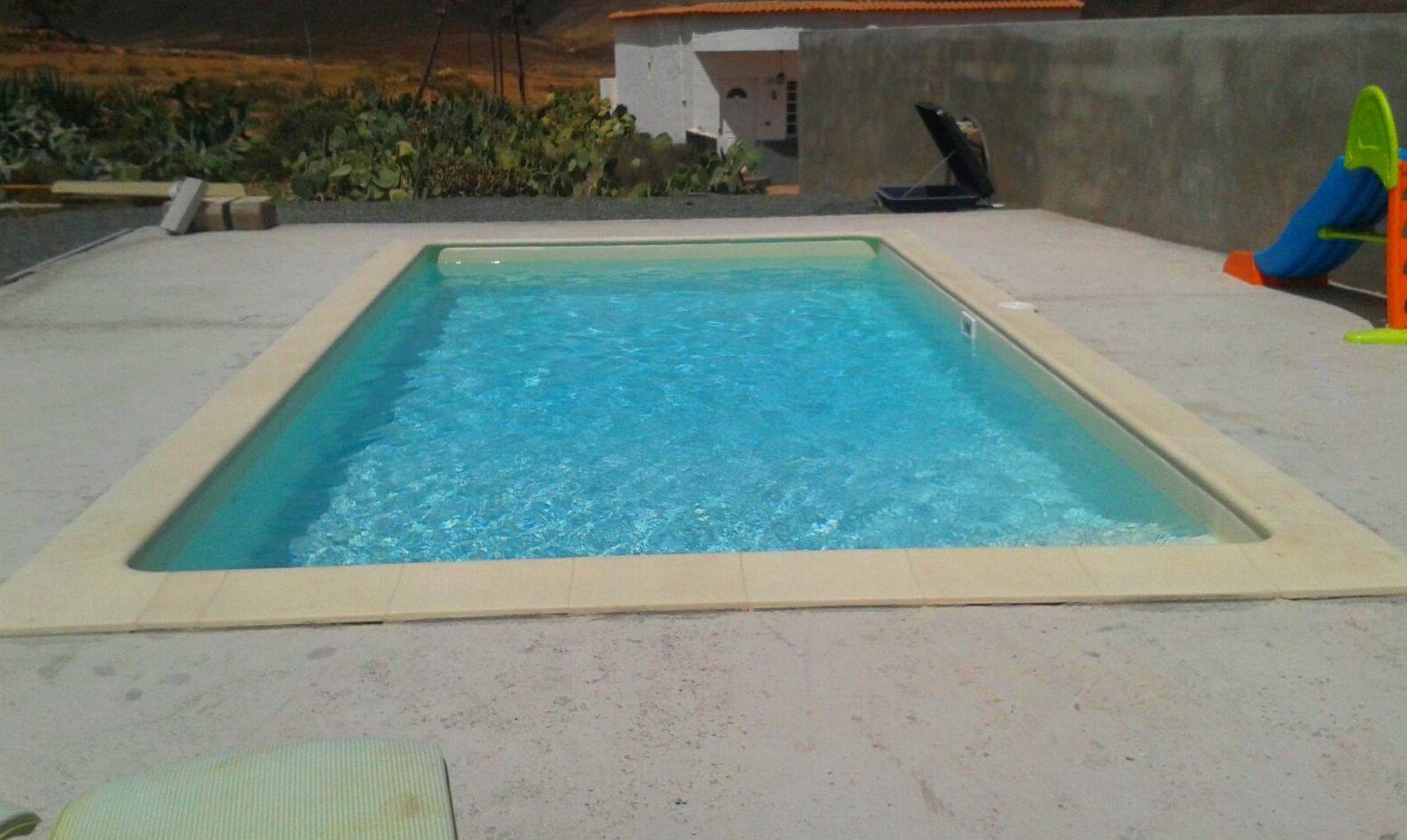 Construcción de piscinas y jacuzzis: Productos de Fuerteventura - Lanzarote - Gran Canaria Construcción de piscinas y jacuzzis: Productos de Fuerteventura - Lanzarote - Gran Canaria