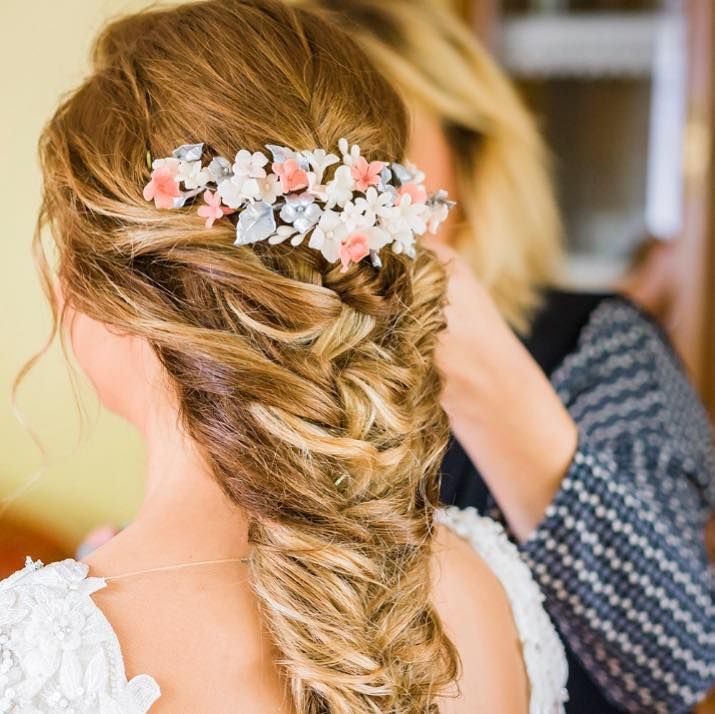 Peinados para novias: Servicios de Llongueras Oviedo Peinados para novias: Servicios de Llongueras Oviedo