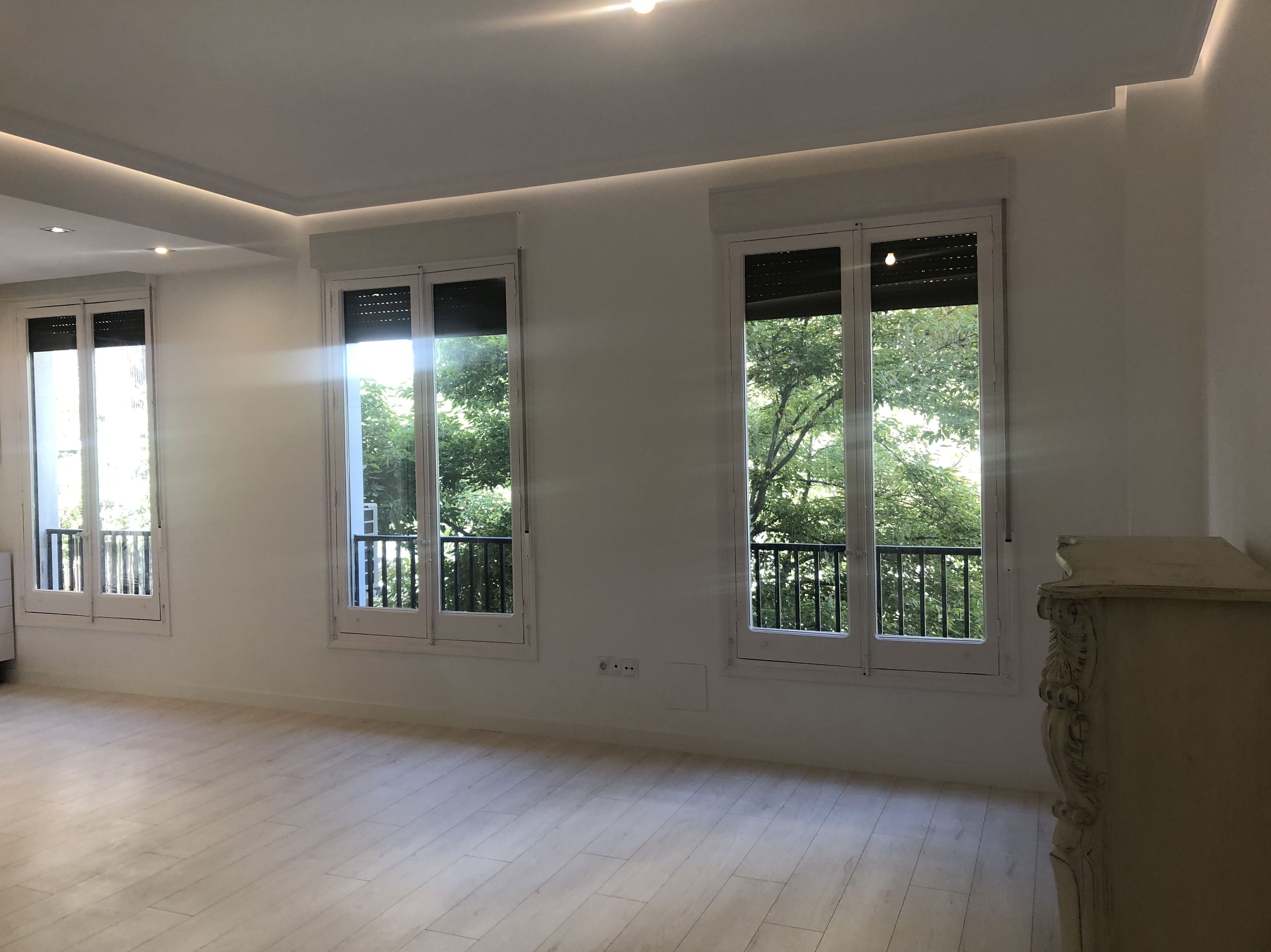 LOPE DE RUEDA 9: Busca tu inmueble de ESTEFANÍA SALVATIERRA BALLARÍN LOPE DE RUEDA 9: Busca tu inmueble de ESTEFANÍA SALVATIERRA BALLARÍN