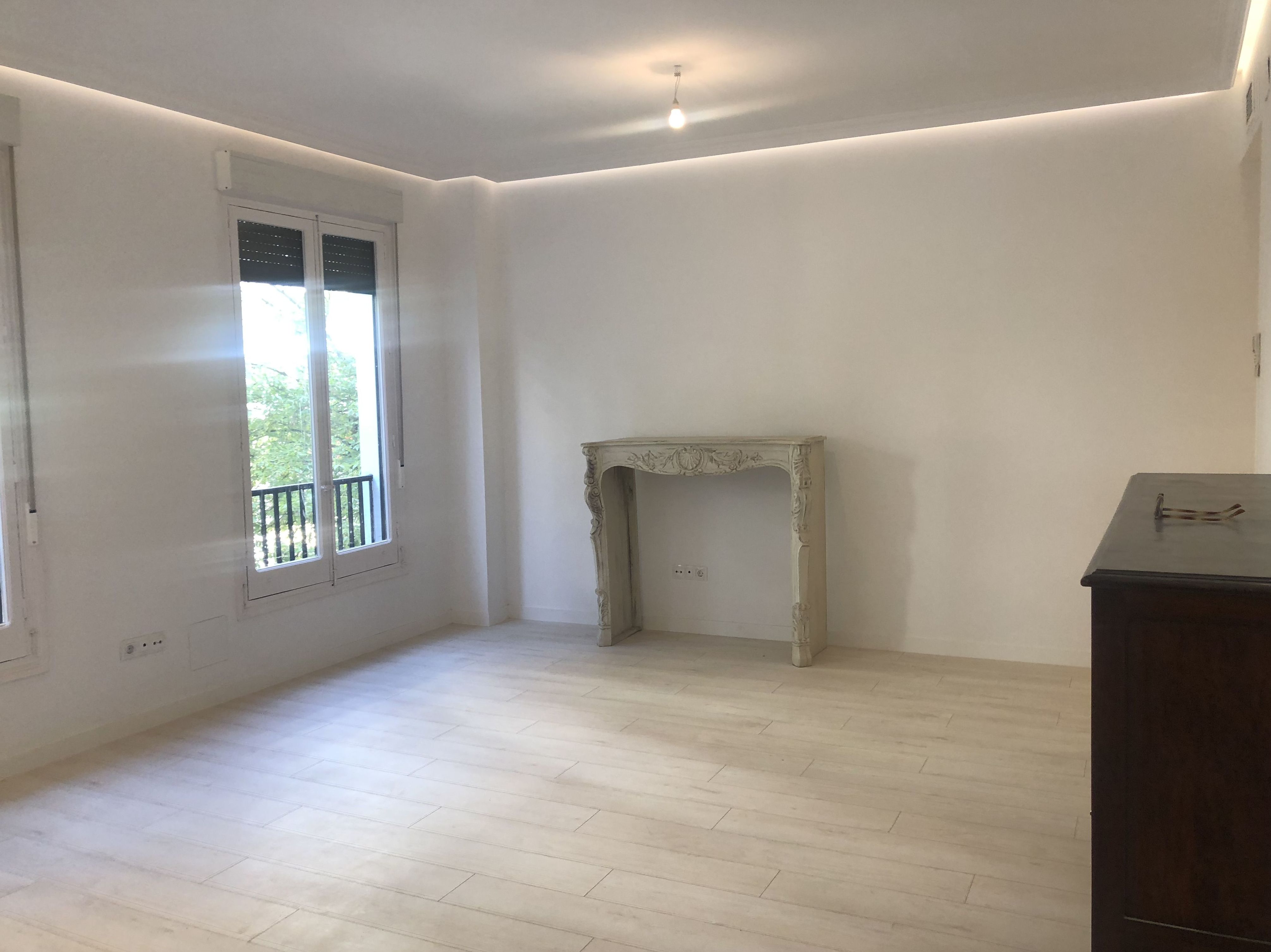 LOPE DE RUEDA 9: Busca tu inmueble de ESTEFANÍA SALVATIERRA BALLARÍN LOPE DE RUEDA 9: Busca tu inmueble de ESTEFANÍA SALVATIERRA BALLARÍN