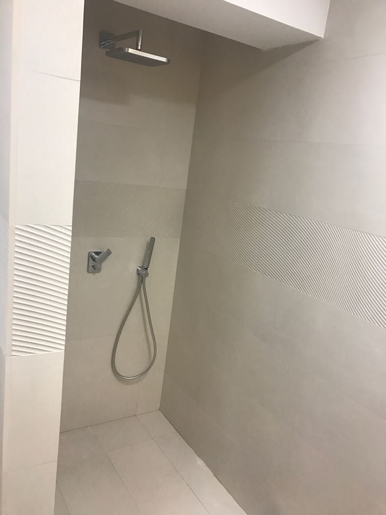 Reformas de baños: ¿Qué hacemos? de Decorvega Decoraciones Reformas de baños: ¿Qué hacemos? de Decorvega Decoraciones