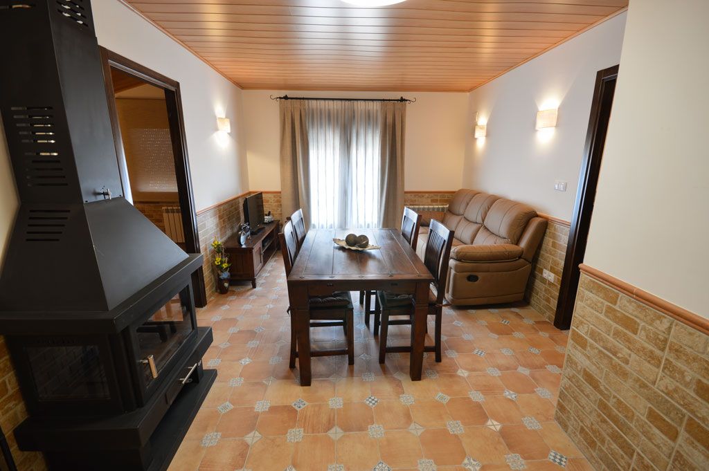 Apartamento El Picarzuelo: Alojamiento rural de El Castillo de Celia Apartamento El Picarzuelo: Alojamiento rural de El Castillo de Celia