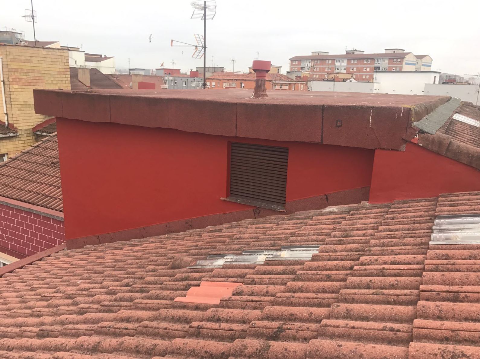 Foto 49 de Cubiertas y tejados en Gijón | Tecons